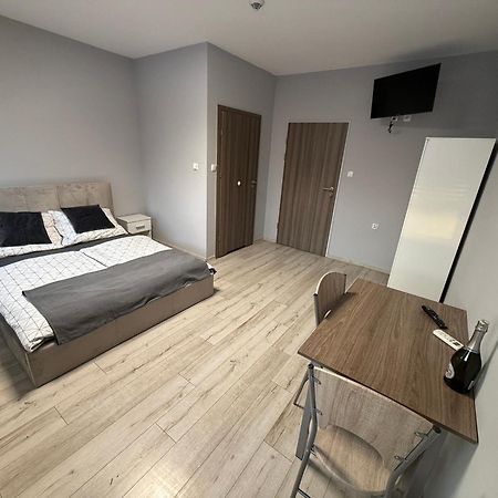 Noclegi Europol Siemianowice Śląskie Exteriör bild